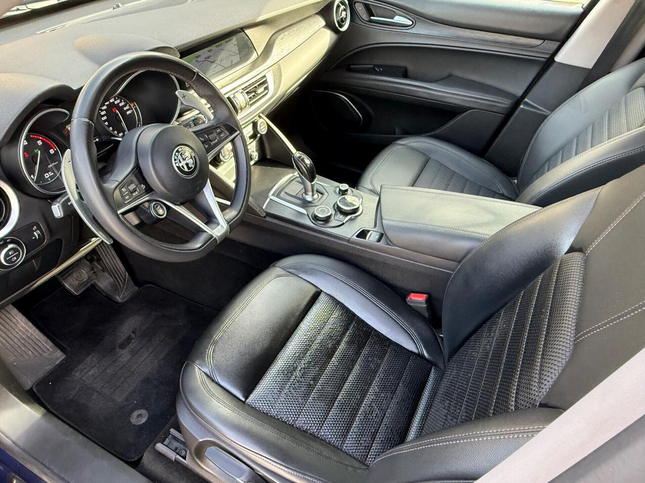 Alfa Romeo Stelvio 2.2 Turbodiesel 210 CV AT8 Q4 Executive