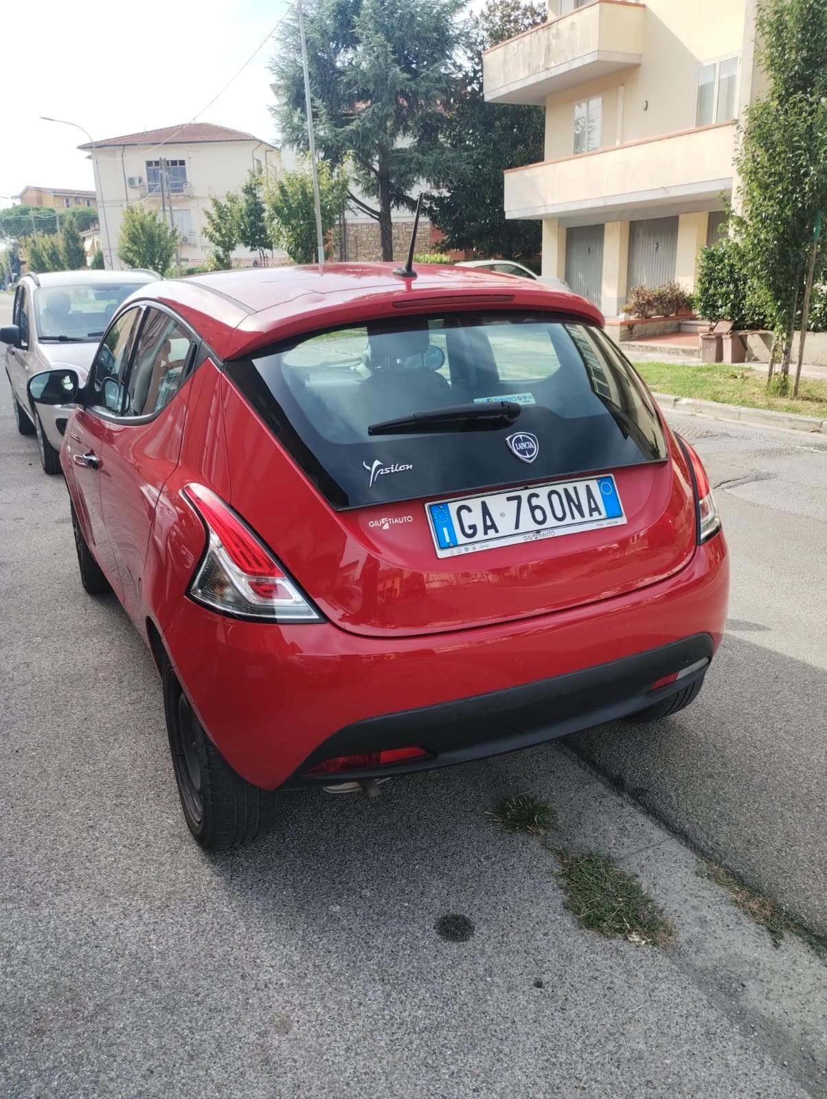 Lancia Ypsilon 1.2 69 CV 5 porte S&S Platinum