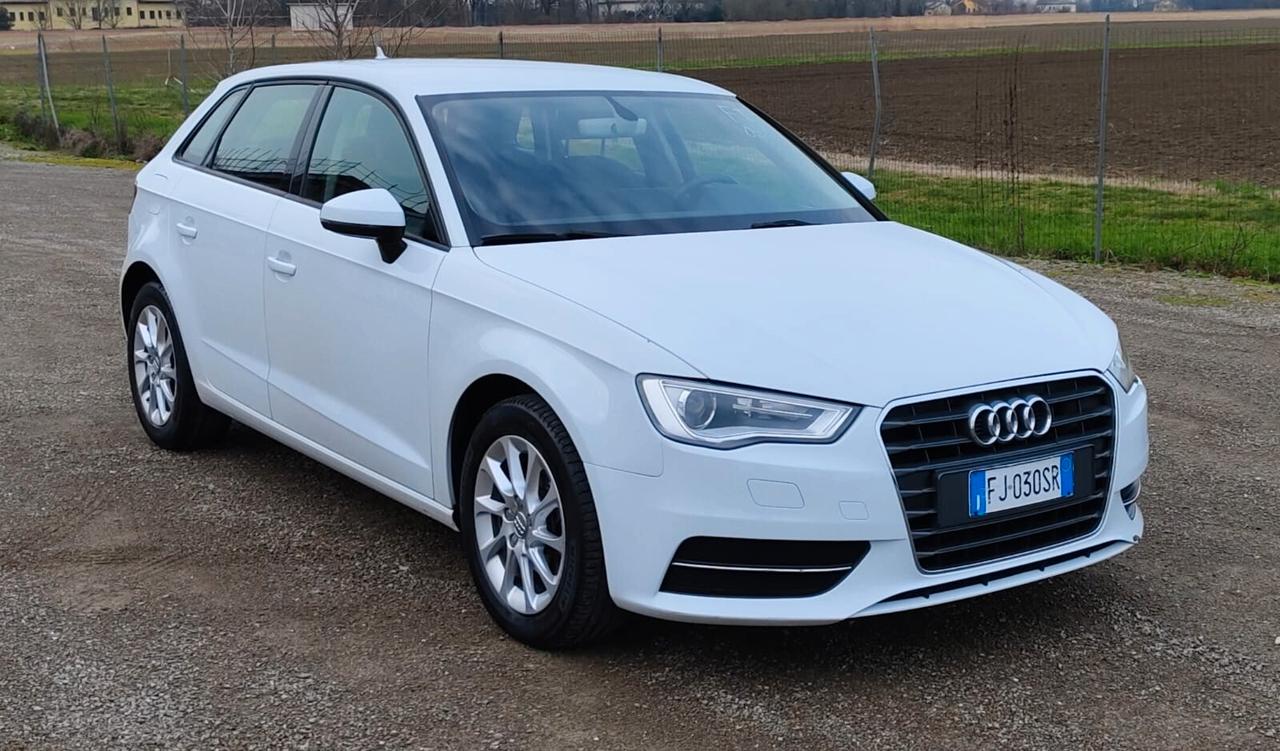 Audi A3 1.6 TDI clean diesel Attraction