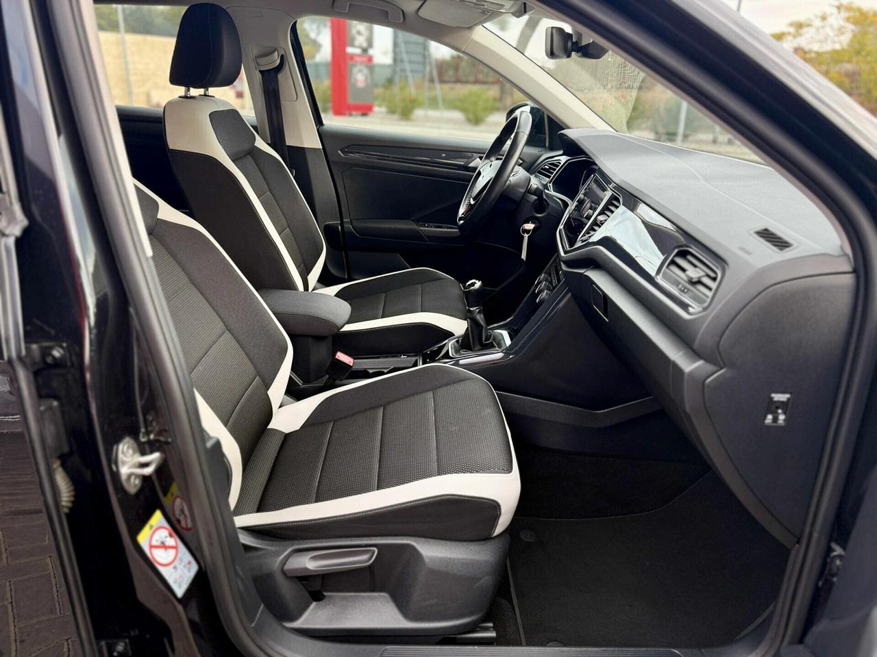 Volkswagen T-Roc 1.6 TDI SCR Advanced BELLA