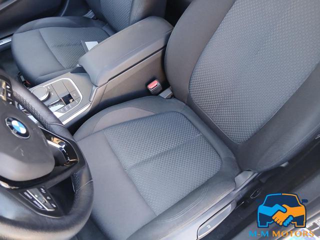 BMW 118 i 5p. Business Advantage