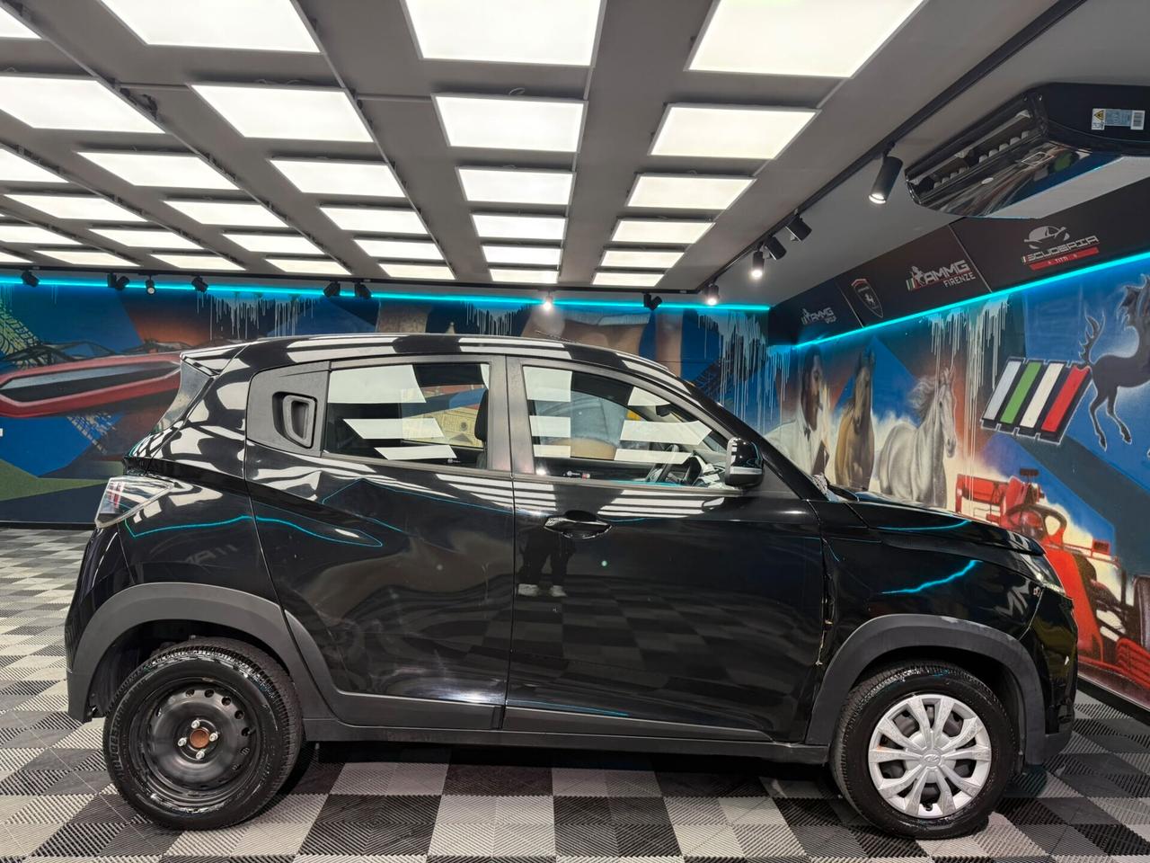 Mahindra KUV100 1.2 VVT K8 (208)