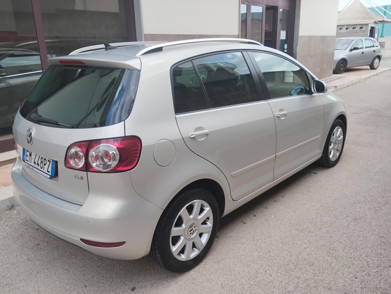 Volkswagen Golf Plus 1.6 TDI DPF DSG Highline