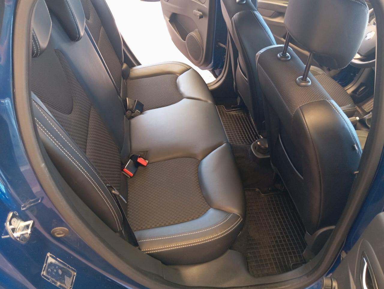 Renault Clio dCi 8V 75 CV 5 porte Moschino Life