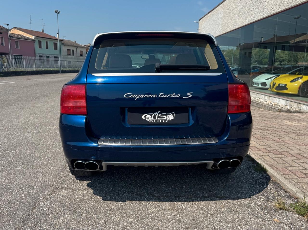 Porsche Cayenne 4.5 Turbo S asi