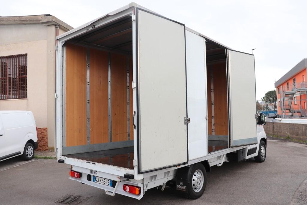 PEUGEOT BOXER 435 2.2 BLUEHDI 140CV PLM- SM 3P. FURGONATO 980 KG ( KM 29000 )