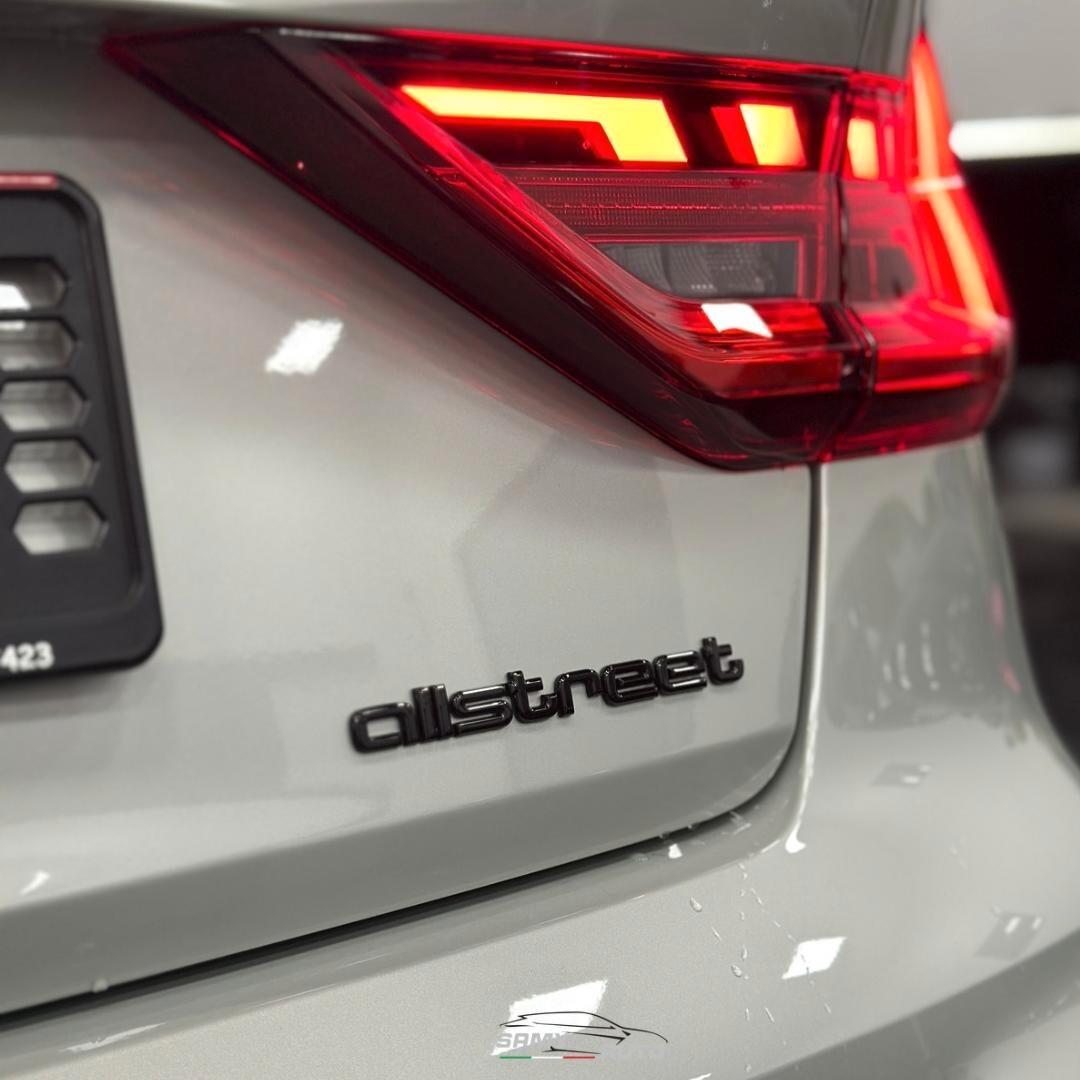 Audi A1 allstreet 30 TFSI Identity Black