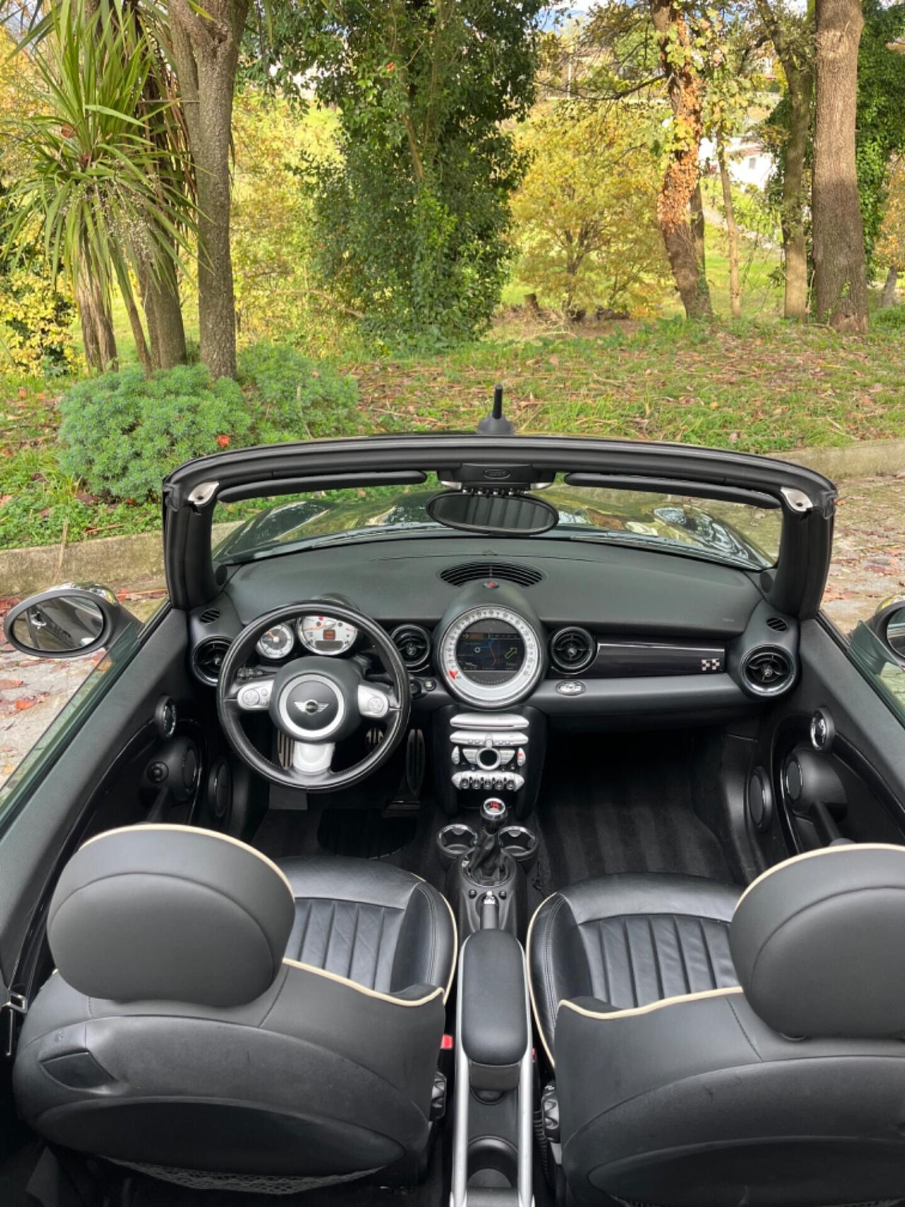 Mini COOPER S R57 CABRIO JOHN COOPER WORKS 211