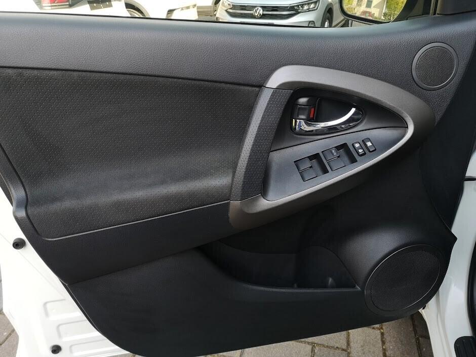 Toyota RAV 4 RAV4 Crossover 2.2 D-4D 150 CV DPF Exclusive
