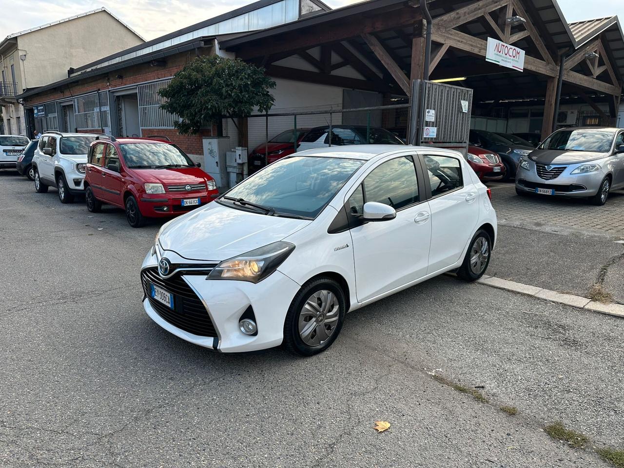 Toyota Yaris 1.5 Hybrid 5 porte CoolTo