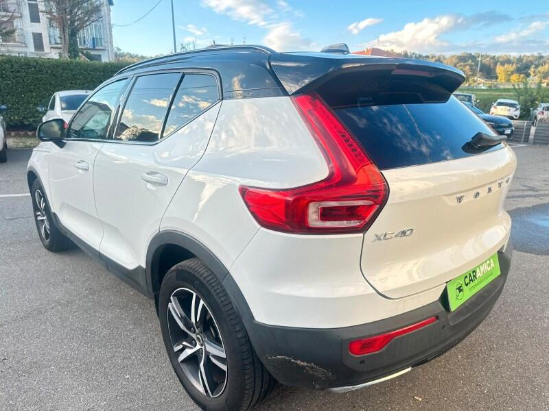 VOLVO XC40 (2017-->) XC40 T3 Geartronic R-design