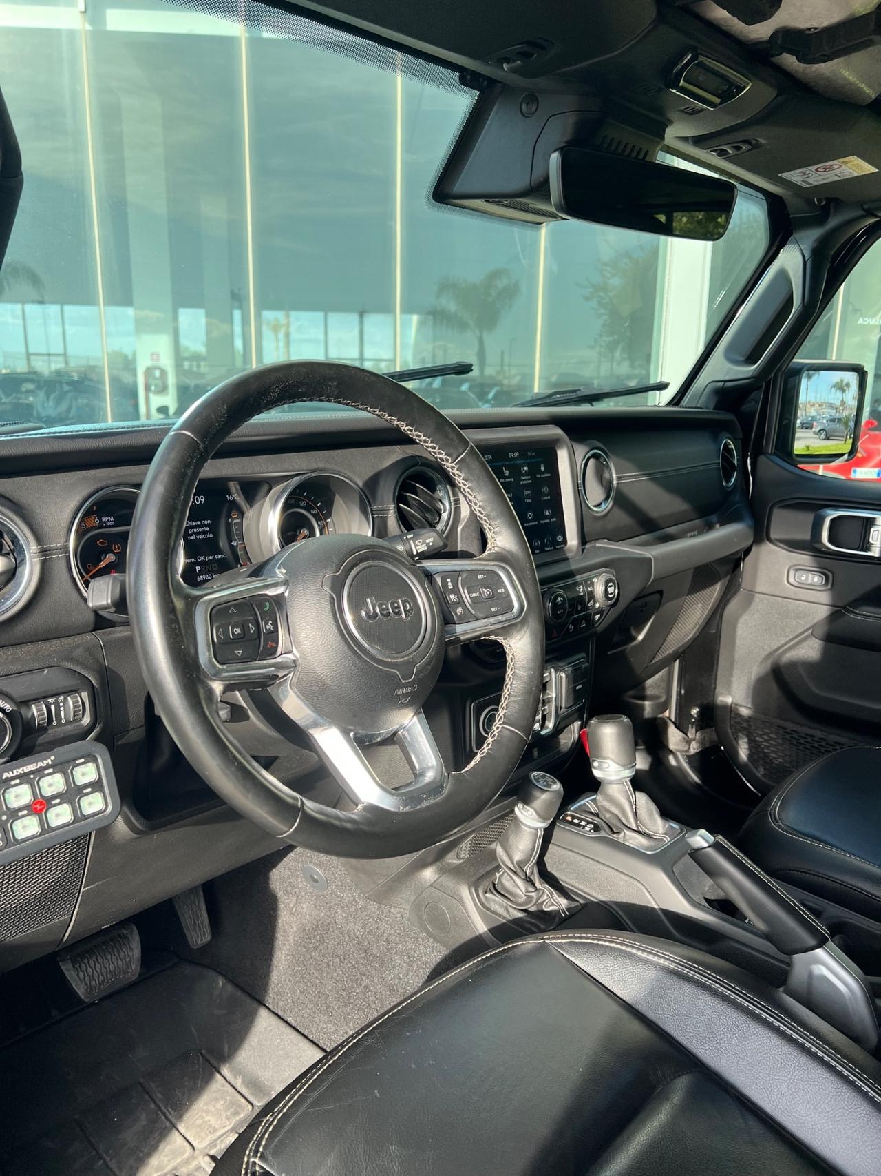 Jeep Gladiator V6 AUTOCARRO offerta T-Stock prezzo imperdibile