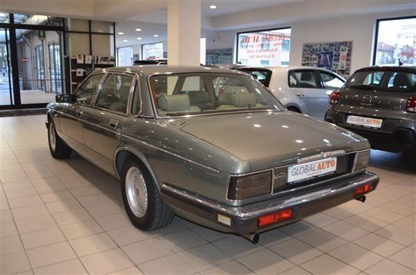 Jaguar Daimler XJ40 Cat Automatic