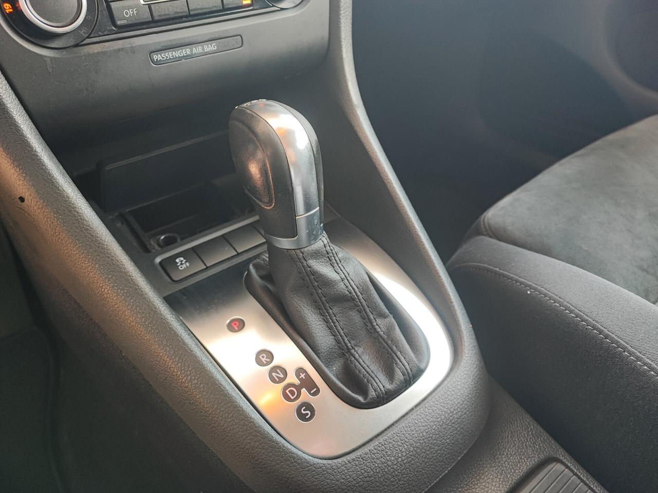 Volkswagen Golf 2.0 TDI 140CV DPF DSG Highline