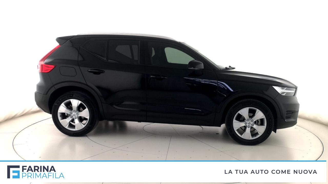 VOLVO XC40 - XC40 2.0 d3 Momentum Pro my21