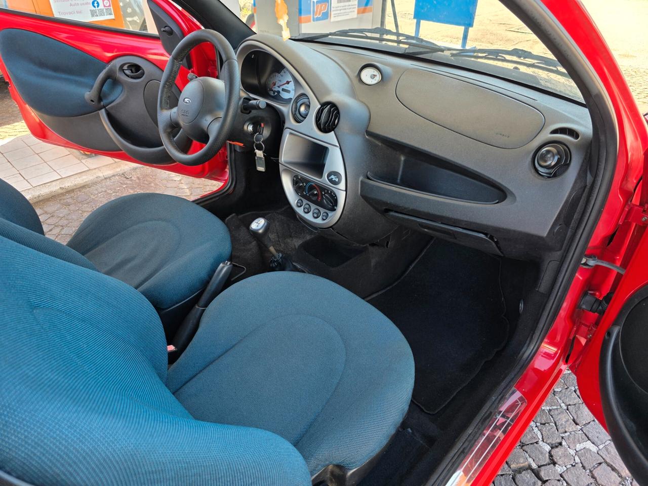 Ford Ka 1.3 con 59.000km Neopatentati ok