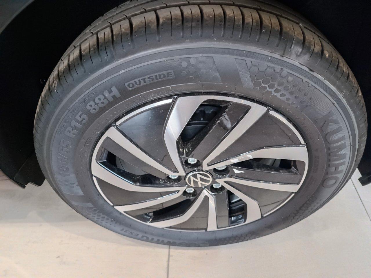 Volkswagen Polo 1.0 80cv nuova pronta consegna