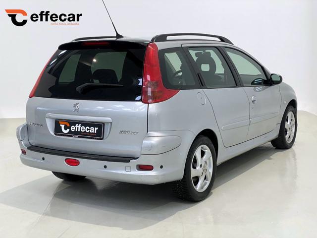 PEUGEOT 206 1.4 16V SW Quiksilver
