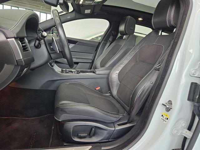 Jaguar XF Sportbrake 2.0d i4 Portfolio AUTOMATICO /TETTO PANORAMICO