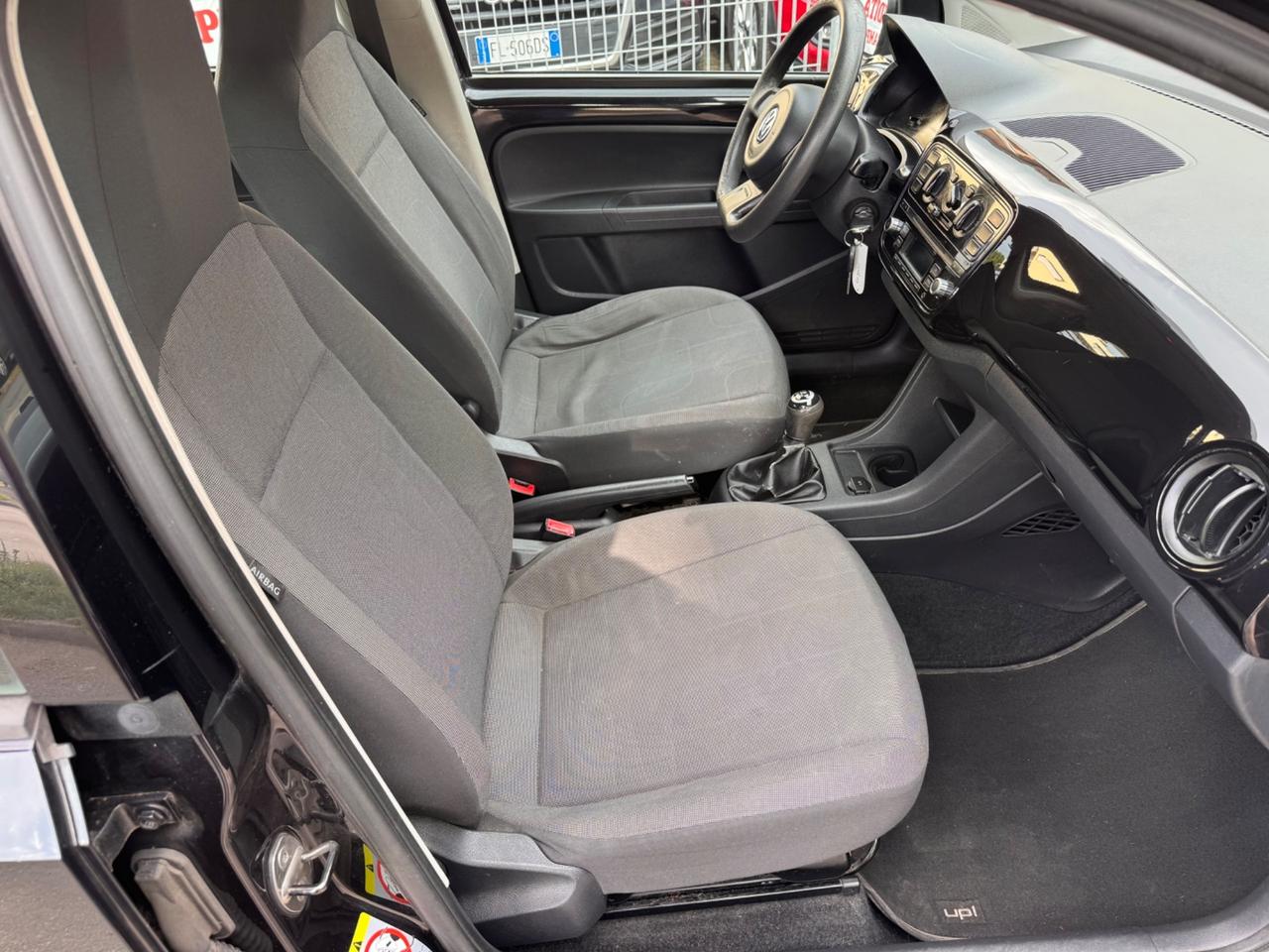 VW up! 1.0 75 CV 5p. Neopaten garanzia 12 mesi