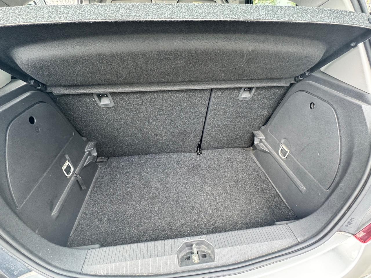 Opel Corsa 1.2 85CV 5 porte GPL-TECH Edition