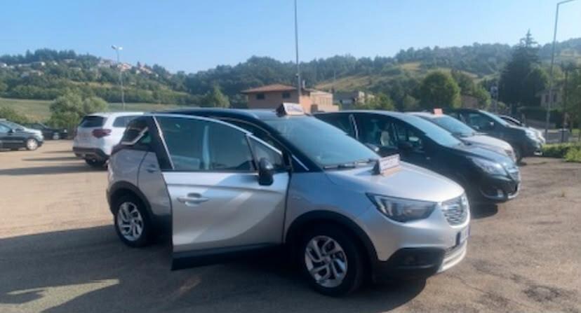 Opel Crossland cosmo benzina, full optional, unico proprietario, tutta tagliandata, 60000 km del 2019, bellissima, neo patentati