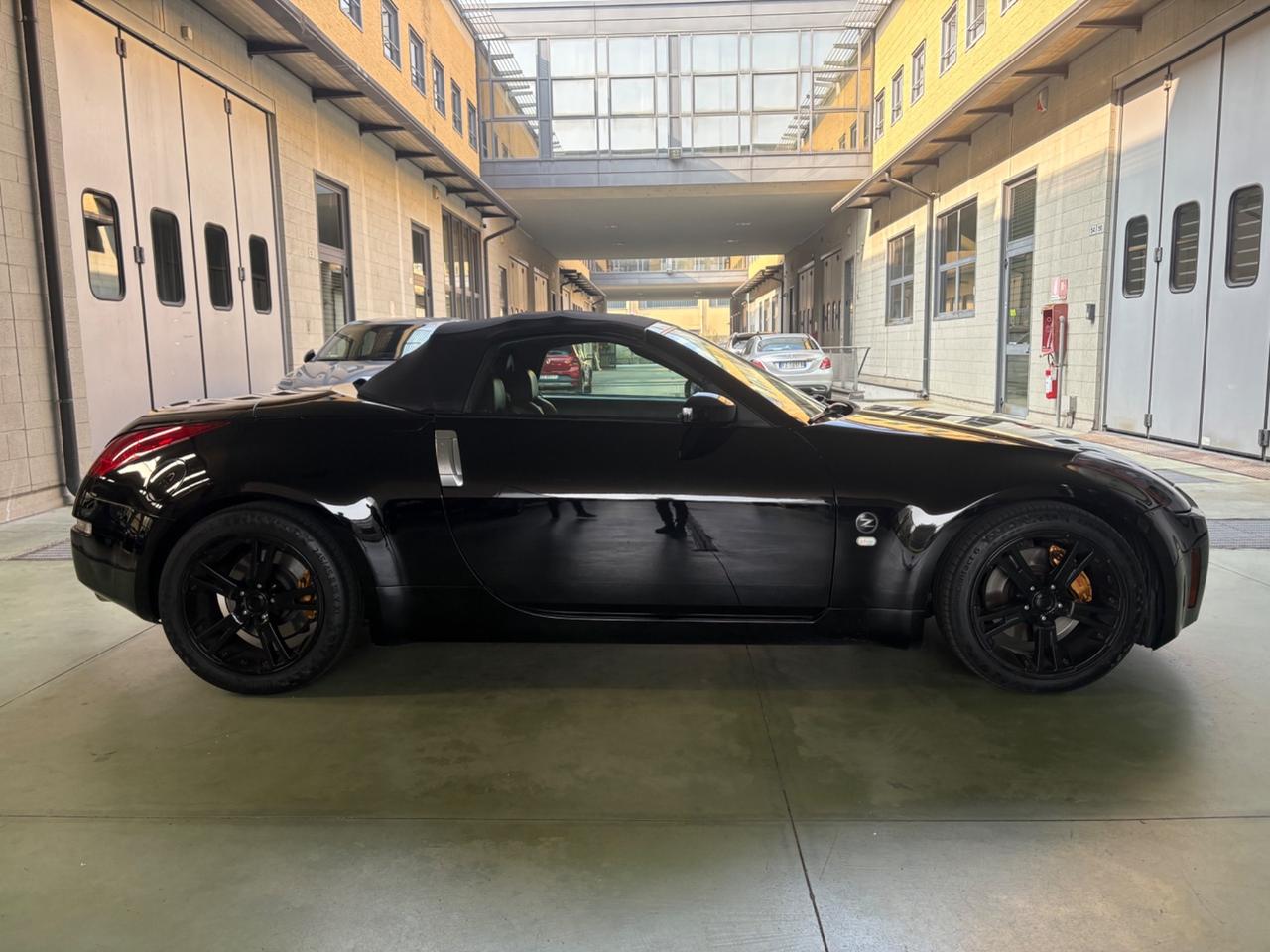Nissan Z 350Z Roadster 3.5 V6 Lev 2