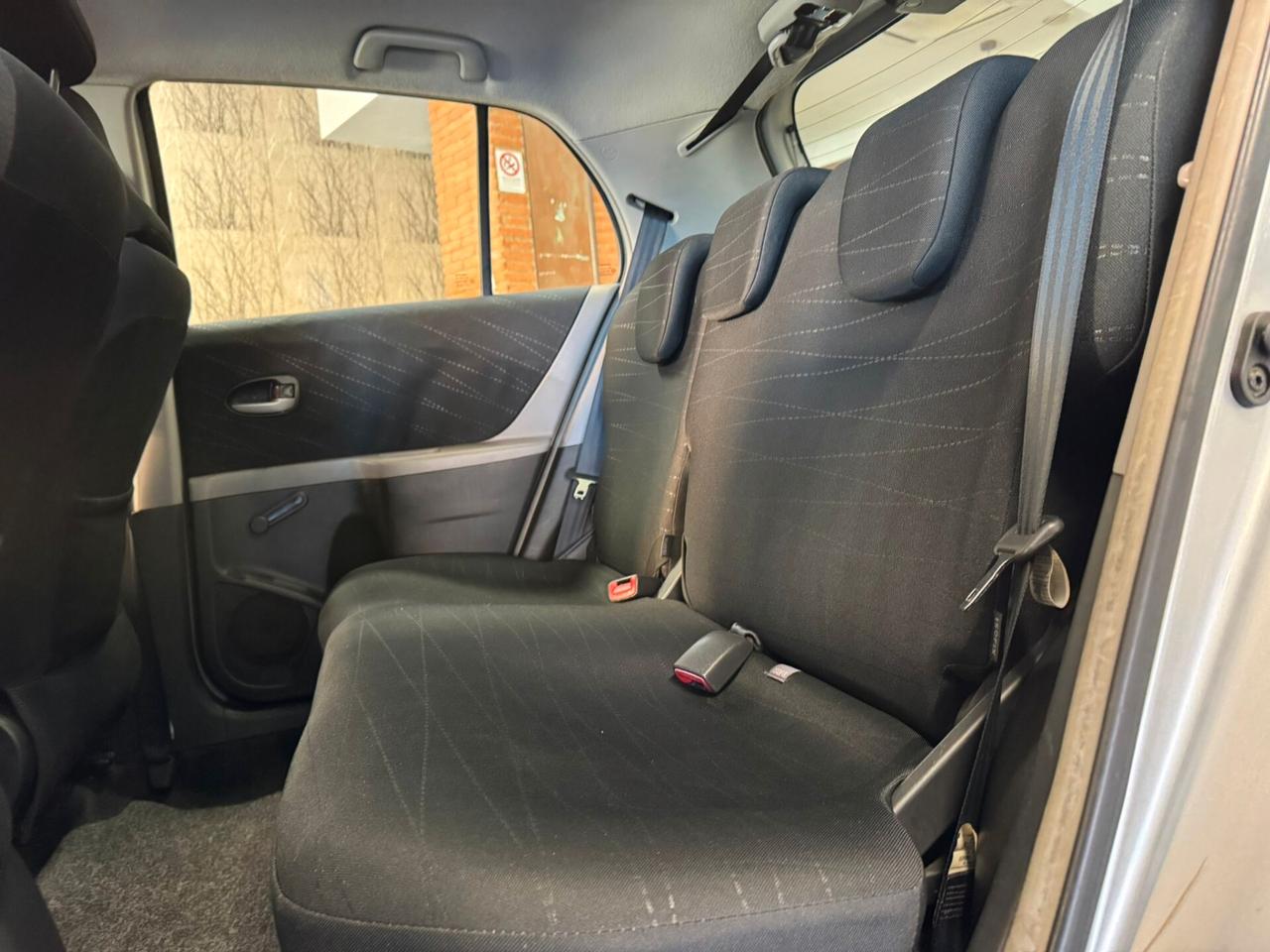 Toyota Yaris 1.3 5 porte Sol