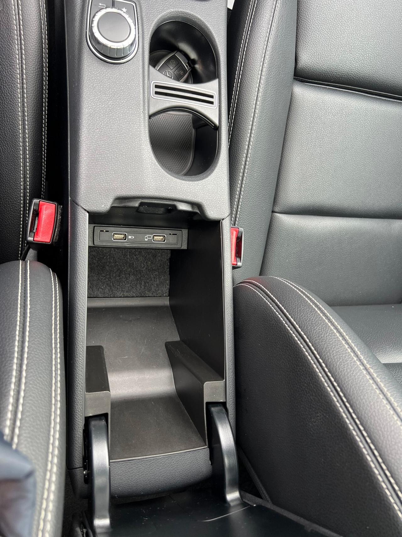 Mercedes-benz GLA 200 d Automatic Premium Night Edition