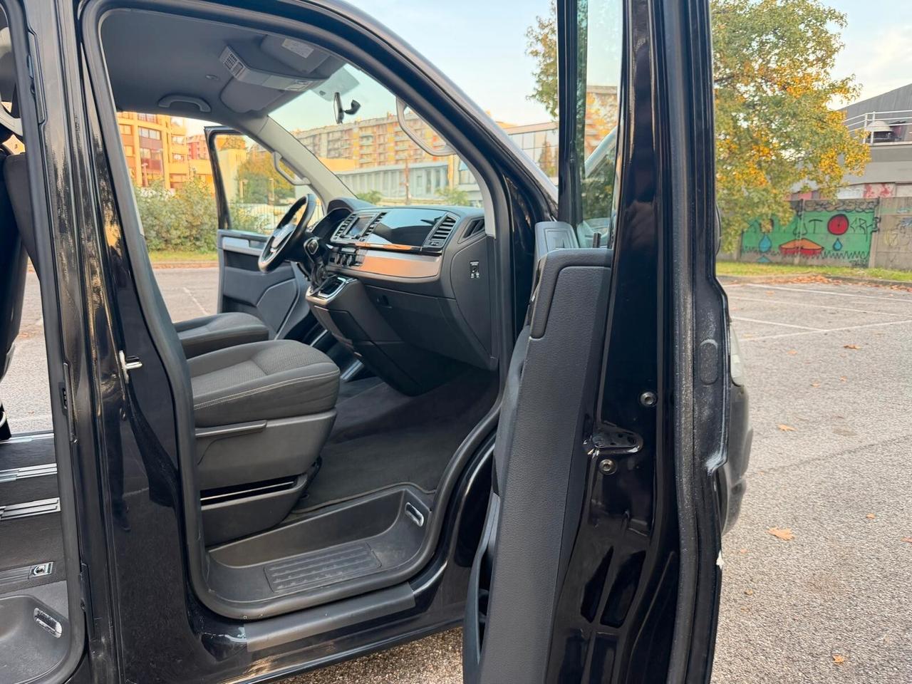 Volkswagen Multivan 2.0 TDI 150CV DSG HIGHLINE