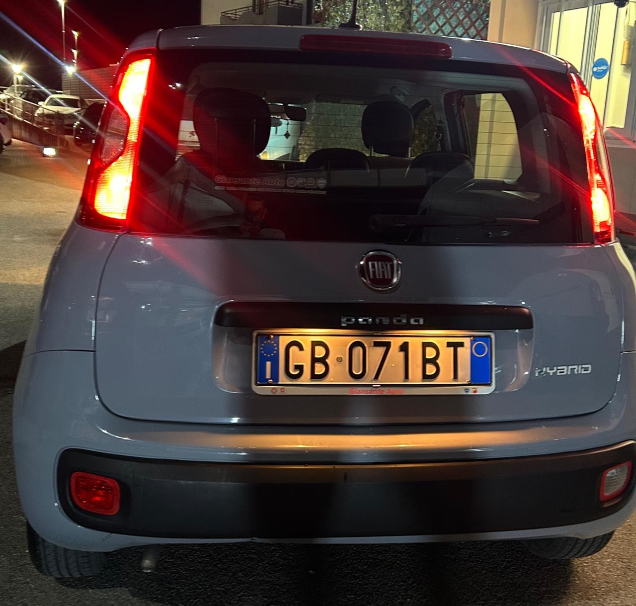 Fiat Panda 1.0 69CV BENZ-Hybrid 2020nuova garanzia
