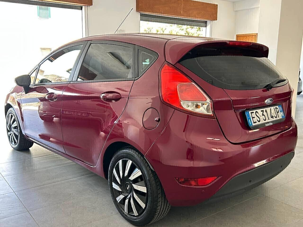 Ford Fiesta 1.5 TDCi 75CV 5 porte Business