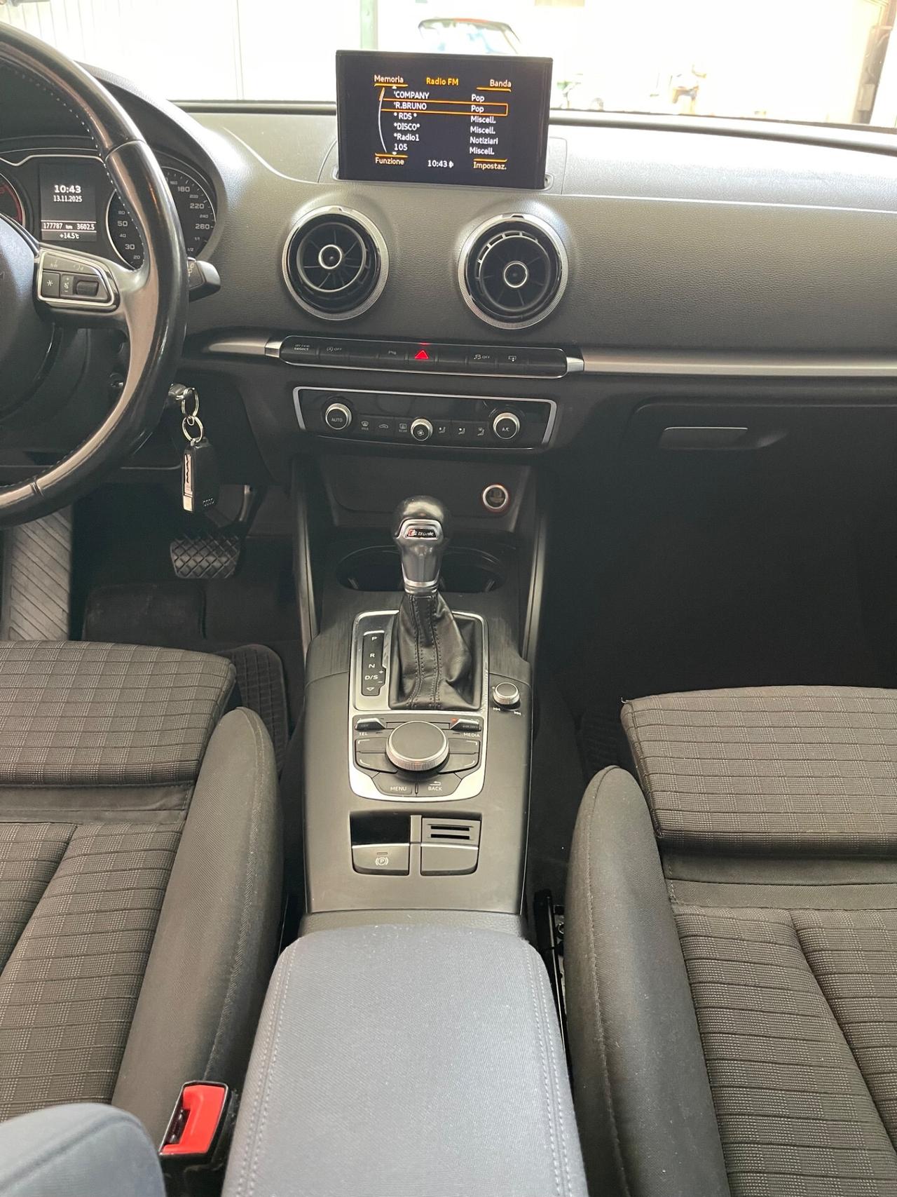 Audi A3 SPB 1.6 TDI clean diesel S tronic Ambition