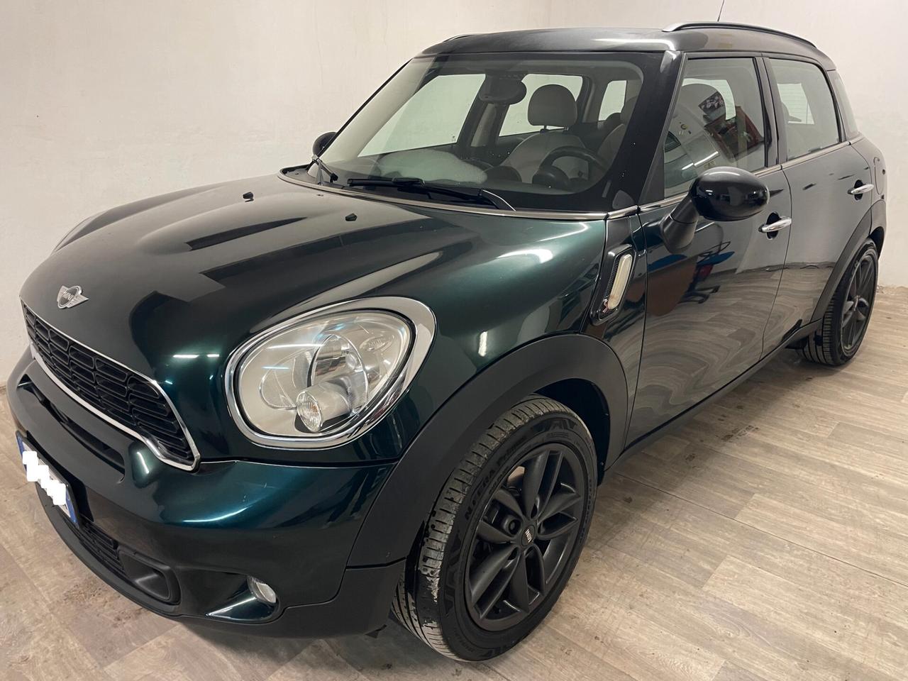 Mini Cooper Countryman SD 2.0 143 CV ALL4 Full optional Distribuzione