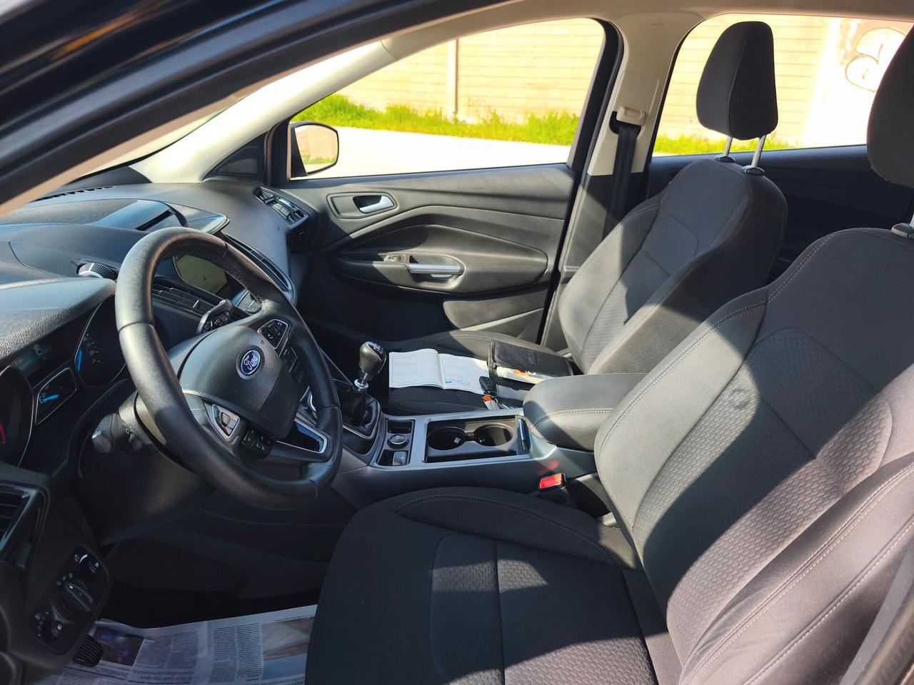 Ford Kuga 1.5 TDCI 120 CV S&S 2WD Titanium