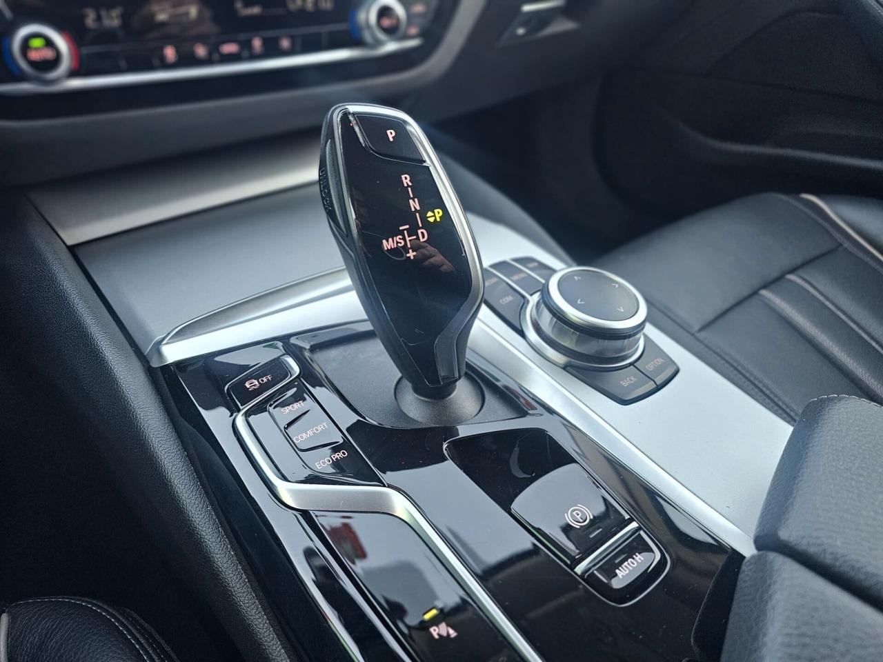 Bmw 520d 48V Touring Business CV 190