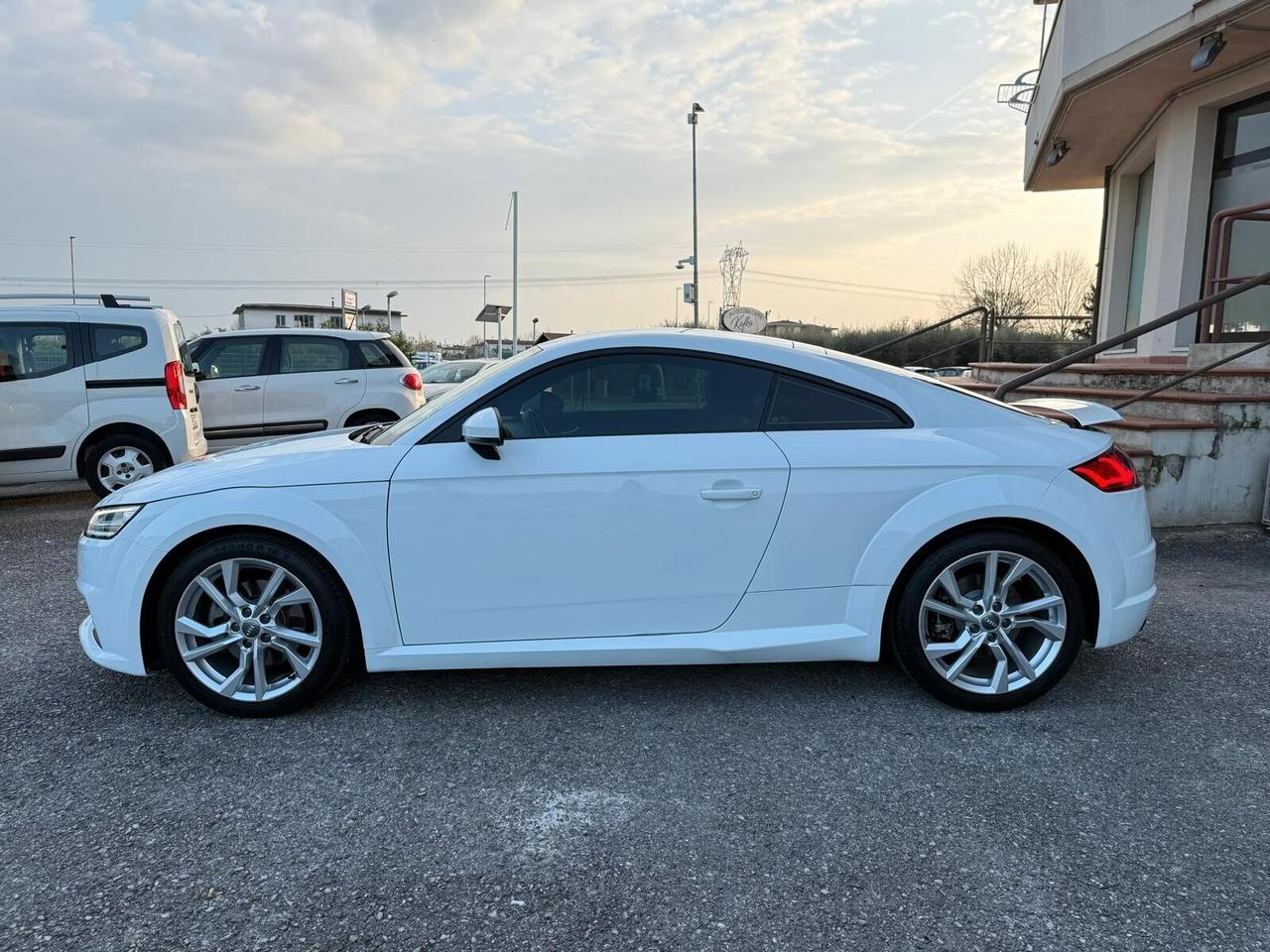 Audi TT Coupé 40 TFSI S tronic