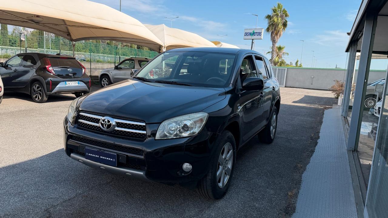 Toyota RAV 4 RAV4 Crossover 2.2 D-4D 136 CV Sol