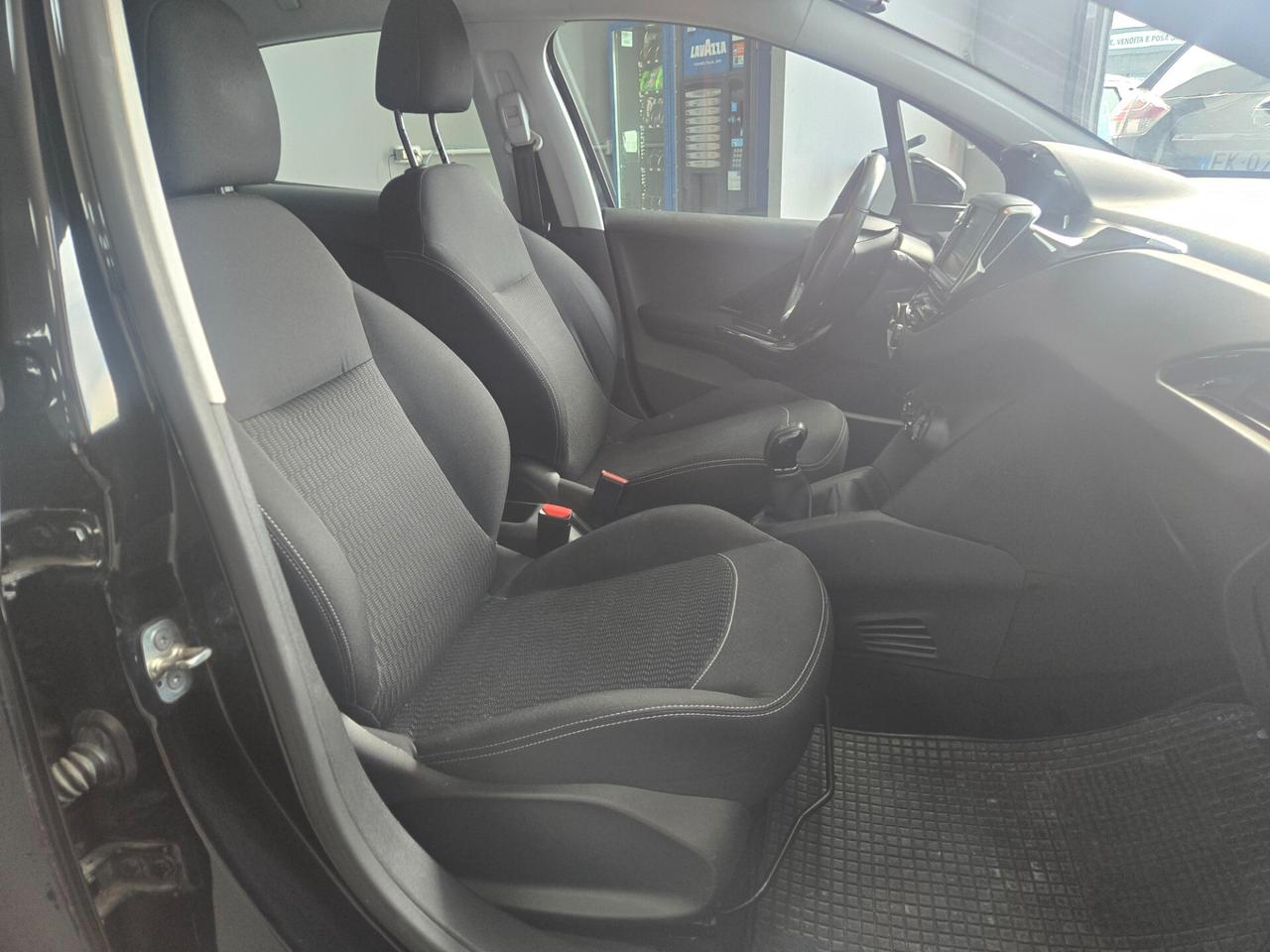 Peugeot 208 PureTech 82 5 porte Active