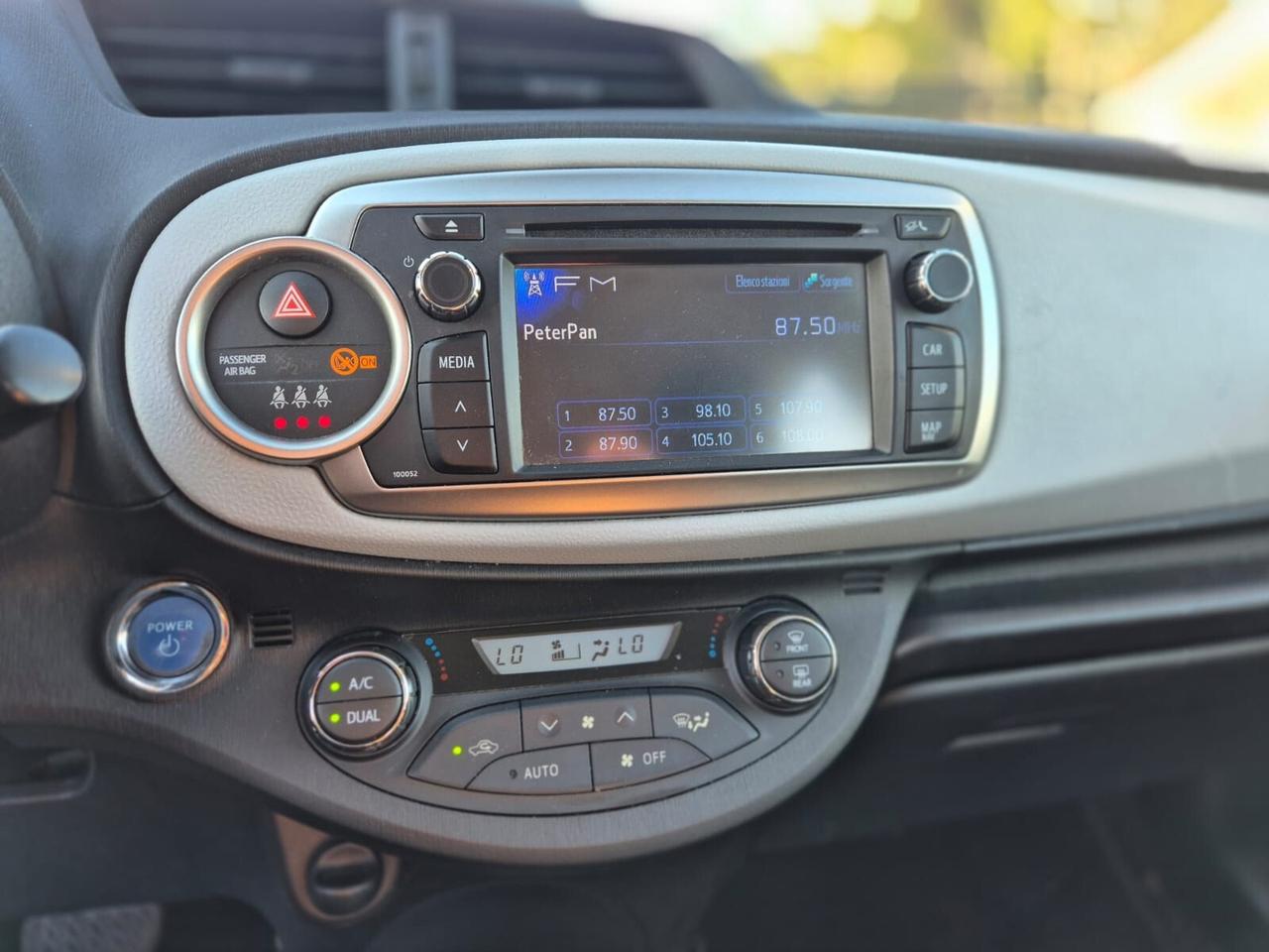 Toyota Yaris 1.5 Hybrid 5 porte Lounge