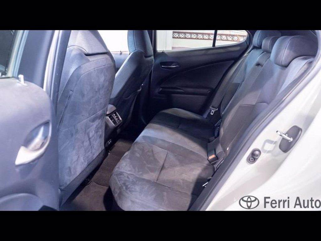 LEXUS Ux 250h 2.0 executive 2wd cvt del 2019