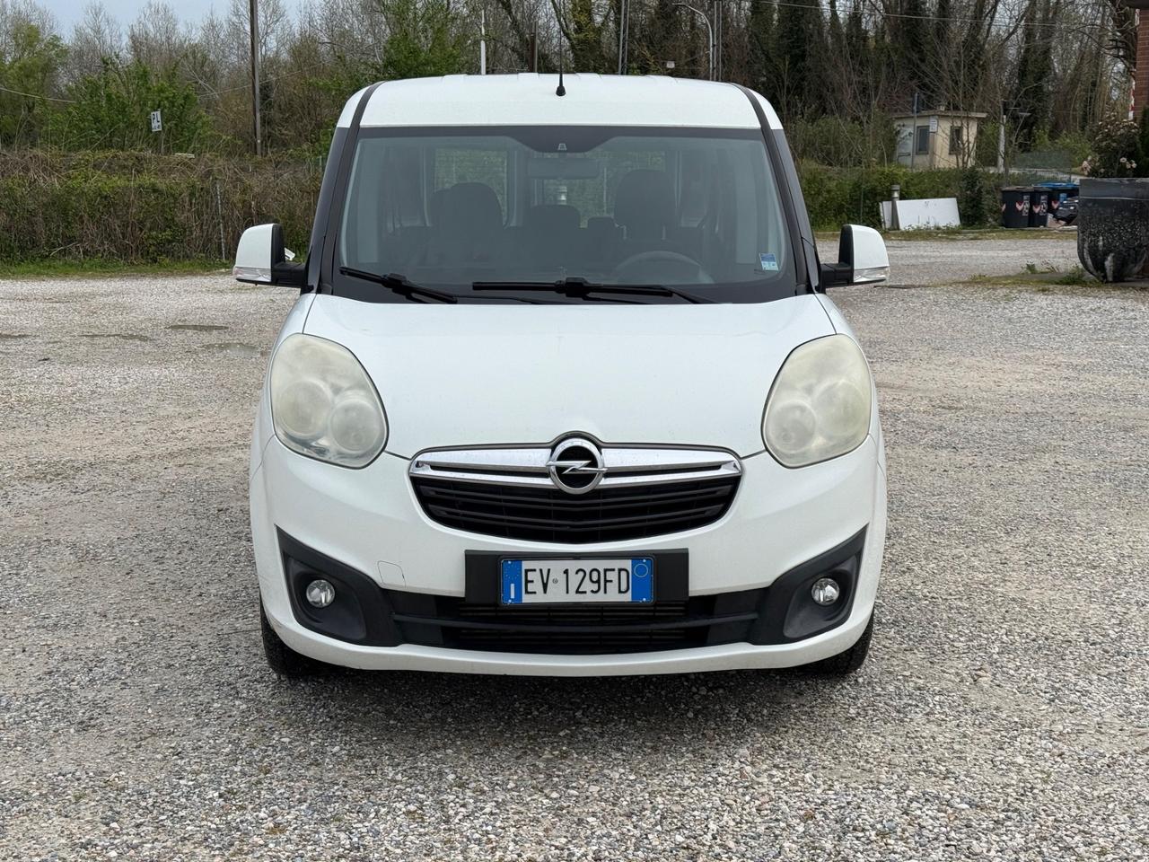 Opel Combo 1.6 CDTi 105CV PC-TN Cosmo
