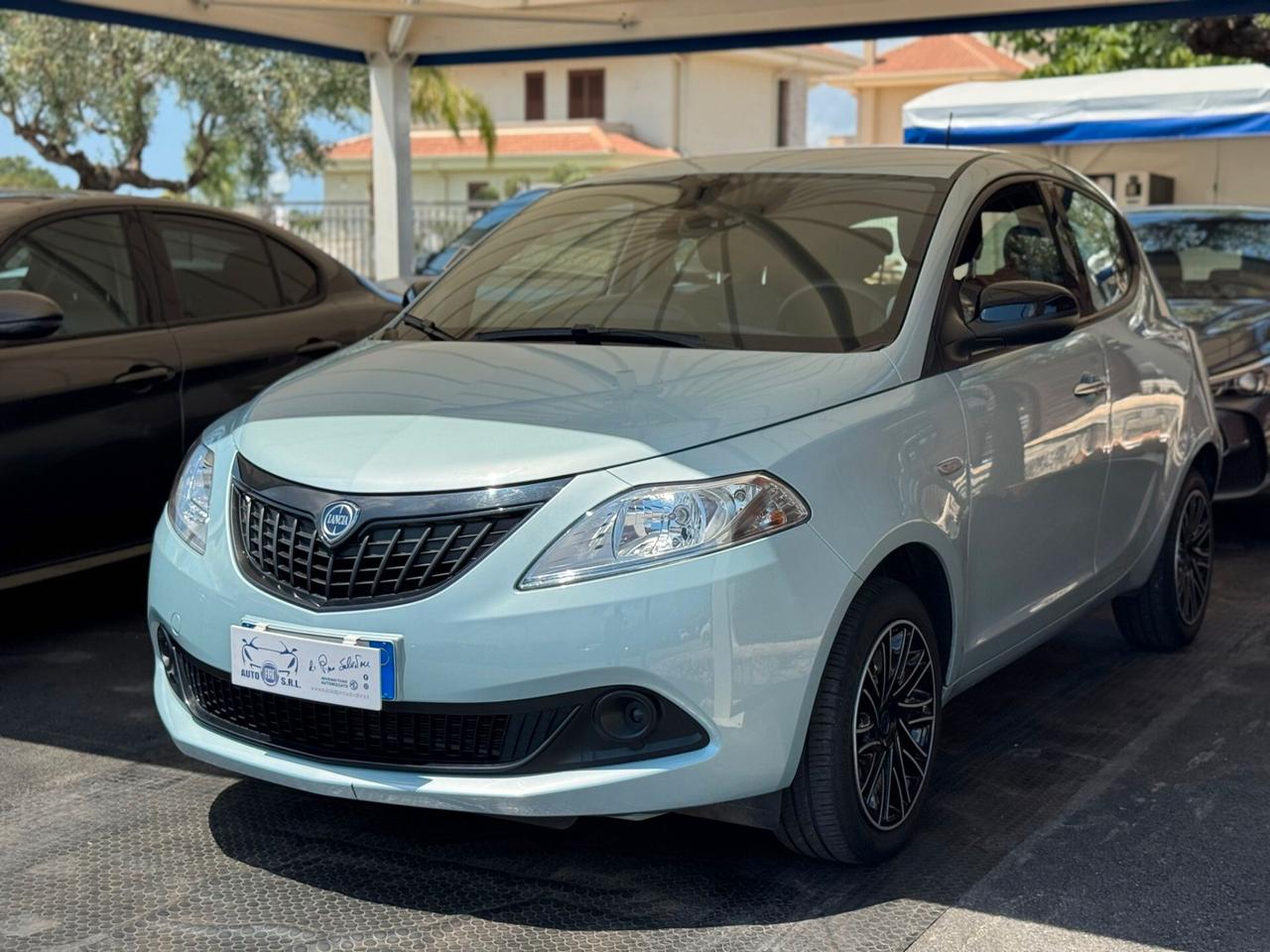 Lancia Ypsilon 1.0 FireFly 5 porte S&S Hybrid Silver Plus