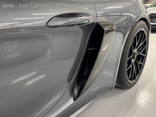 PORSCHE 718 Spyder RS ufficiale italiana