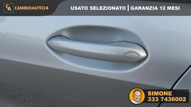 BMW 118 i 5p. Advantage