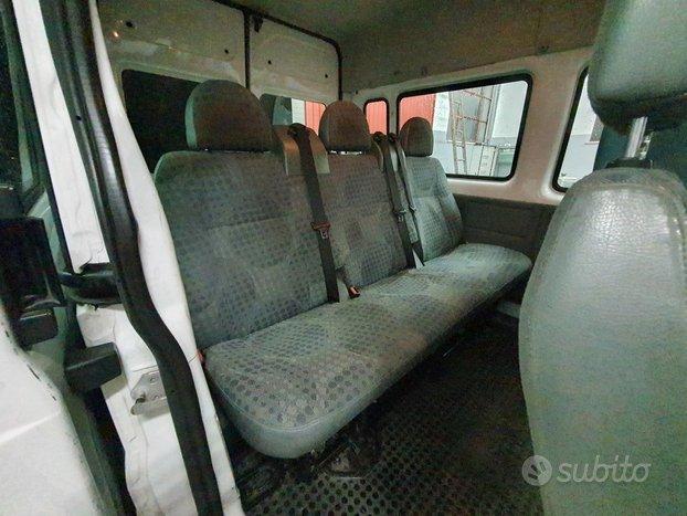 Ford Transit 300M 2.2 TDCi 115CV 9 Posti