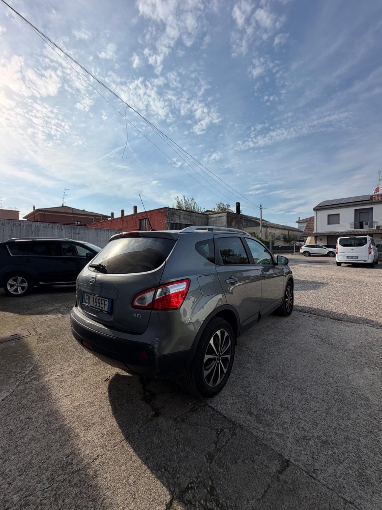 Nissan Qashqai 2.0 dCi DPF 4WD aut. Acenta