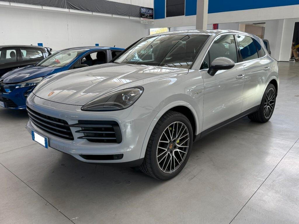 Porsche Cayenne 3.0 V6 E-Hybrid PHEV Plug-in