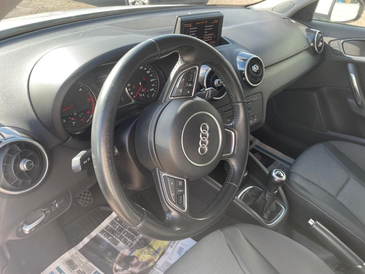 Audi A1 1.6 TDI S tronic Attraction NEOPATENTATI