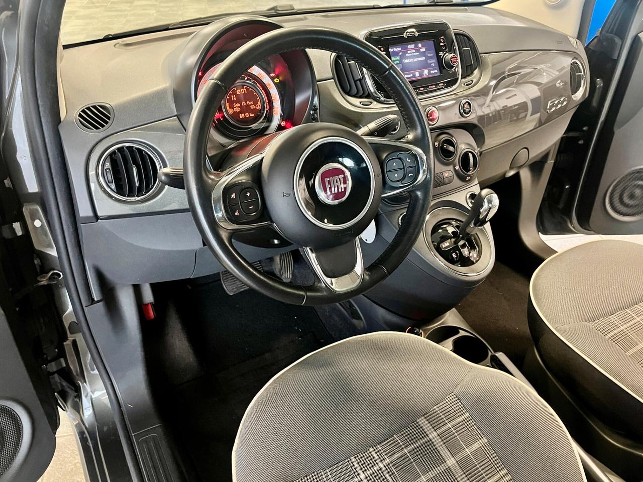 Fiat 500 1.2 Lounge-CAMBIO AUTOMATICO-NEOPATENTATI-